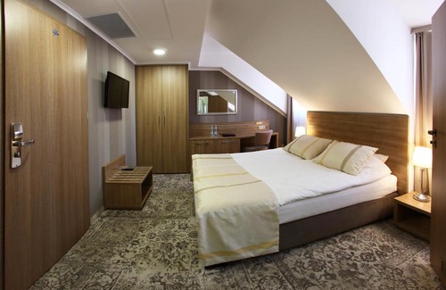 Gorzow Slaski Resort | Pod Lipą