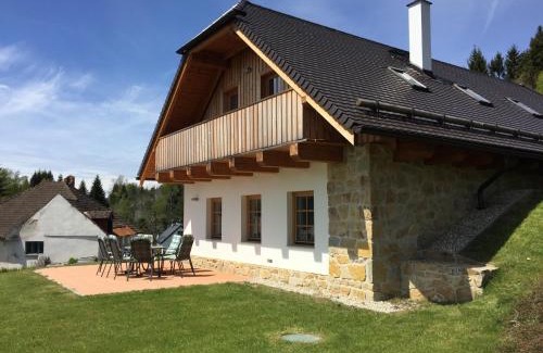 Lipno nad Vltavou House | Pod Stezkou
