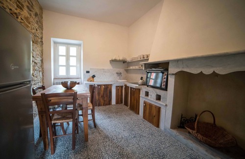 Masero Apartment | Podere di Emore - n. 3 - App. on the Francigena with swimming pool and Wi Fi