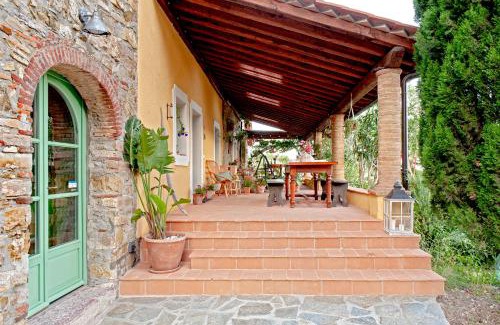 Monteverdi Marittimo Apartment | Podere La Gualda Vecchia alloggi di charme immersi nel Giardino Emozionale outdoor SPA