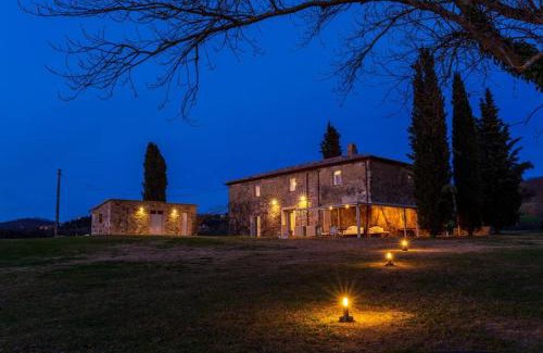 San Casciano dei Bagni Villa | Podere La Piscina- Acqua Termale e Relax