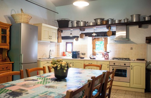 Gaggio Montano House | Podere Monte, panoramic terrace on the Apennines with walks and barbecues.