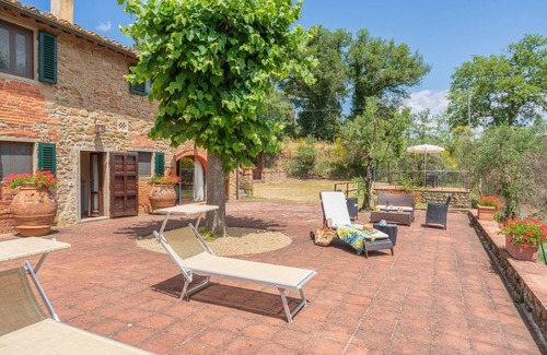 Montegonzi Villa | Podere Vecciale In Cavriglia, Tuscany