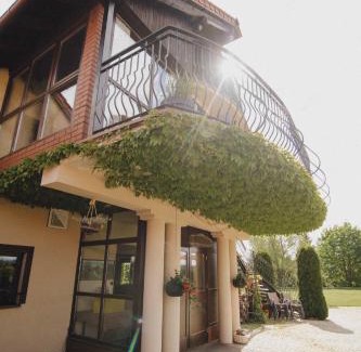 Modliszow House | Podkowa Modliszów