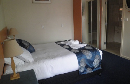 Gundagai Hotel | Poets Recall Motel