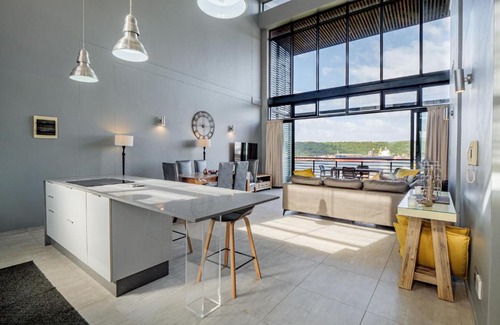 Durban Point Apartment | Point Bay - Super Stylish for Less