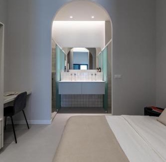 La Malva-rosa Apartment | POINT BEACH white