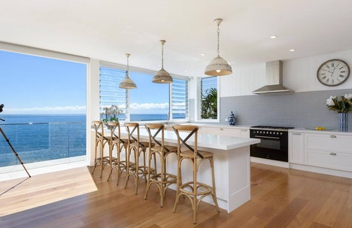 Palm Beach House | POINT BREAK by Palm Beach Holiday Rentals