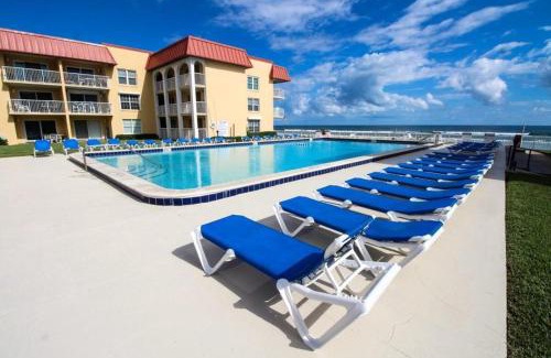 Point East House | Point East 301