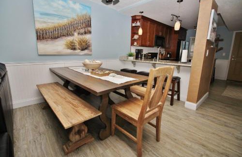 Point East House | Point East 318