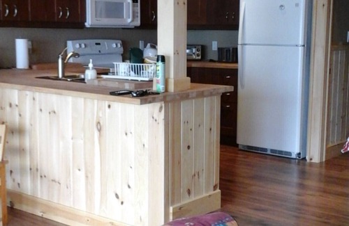 Pointe au Baril Cottage | Pointe Au Baril Island Property with southwest exposure