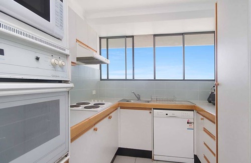 Coolangatta Apartment | Points North 12-75 - Amazing 12th floor views!
