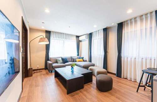 Minamiaoyama Apartment | Poka Villa Aoyama