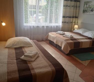 Dzwirzyno House | Pokoje gościnne Akacja Resko