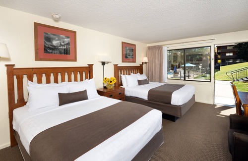 Snowmass Village Hotel | Pokolodi Lodge
