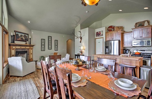 McMinnville House | Polished McMinnville House < 2 Mi. from Town!