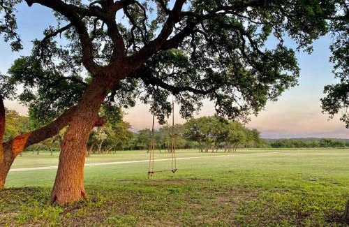 Bergheim House | Pond House Bungalow @ Bergheim Ranch