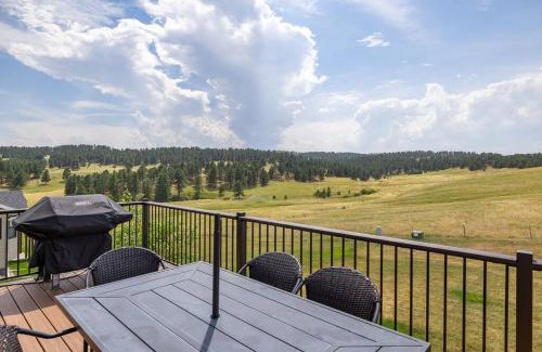 Colonial Pine Hills House | Ponderosa Mile