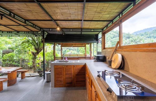 Manggis Villa | Pondok Carik Peaceful Villa