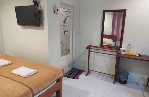 Sisaket Hotel | PonTaWin Budget Hotel