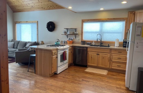 National City House | Pontoon available on site to rent.
