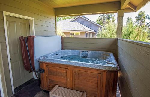 Three Rivers House | Pony Express - Meredith Lodging