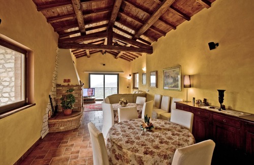 Casaprota Resort | pool and breathtaking view on Roman countryside