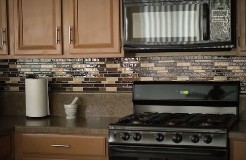 Spring Valley House | Pool | BBQ Grill | Dwnstrs bedroom | 13min to Strip