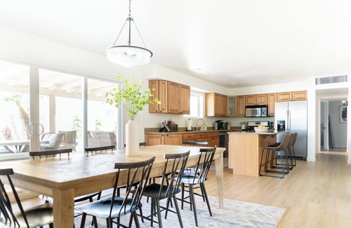South Scottsdale House | Pool, Bikes & Waterfall - Near Old Town & Arcadia