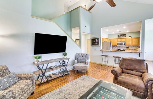 Branson West Condo | Pool & Fishing Lake Access: Branson West Condo