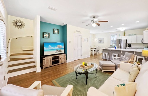 Port St. Joe Cottage | Pool Front Retreat- Gated community with 3 pools. 1 mile from Windmark Beach!