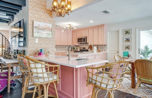 Westworth Village House | Pool, Hot Tub near Dickies Arena, Stockyards & TCU