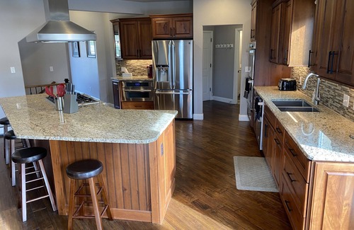 Redlands House | Pool, Hot Tub, Views and close to everything you want
