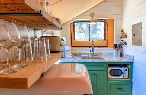 Ingram Cabin | Pool + River + Hot Tub + Lakefront + Firepit
