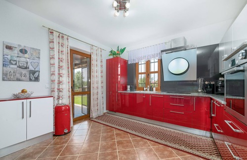 Visnjan Villa | Pool. Sun loungers, 1300m2 garden plot, quiet location, table tennis