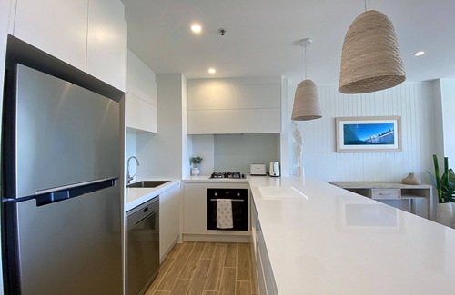 Cronulla Apartment | Pool View, Lift Access 509, Opposite North Cronulla Beach
