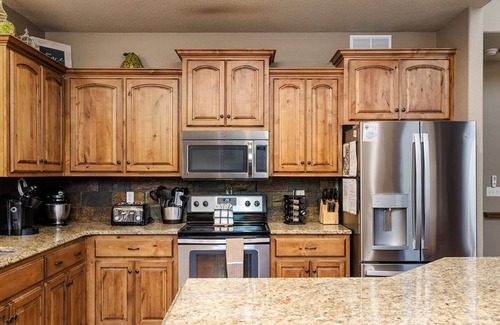 Branson House | Pools, Pool Table, Rec Room, Splashpad, Waterslide