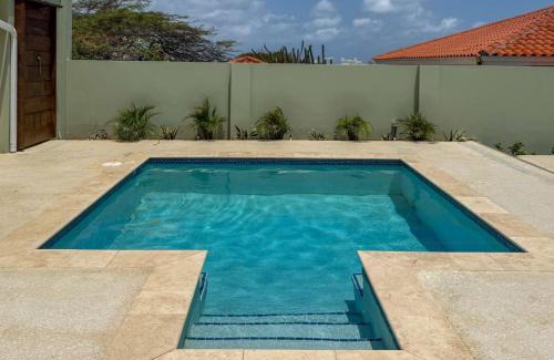 Sabana Liber Apartment | Poolside Escape Menas Authentic Wellness Eco