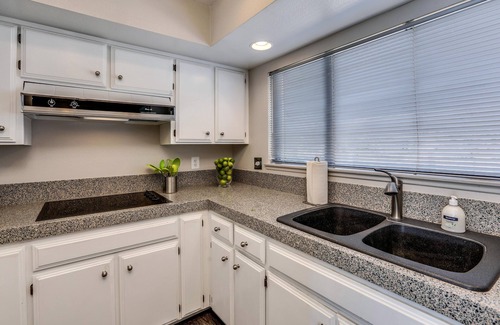 Vista Norte House | Poolside Living 4 Bedroom Home by RedAwning