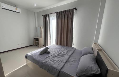 Hat Yai Villa | POOMe House