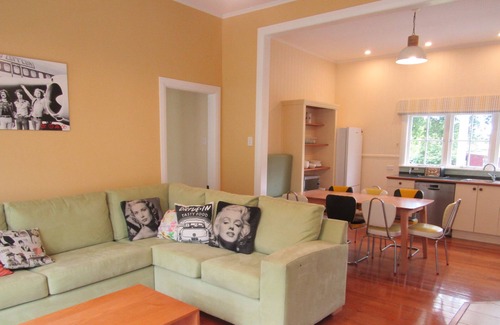 Masterton District Cottage | Poplar Cottage - warm and private, nature haven