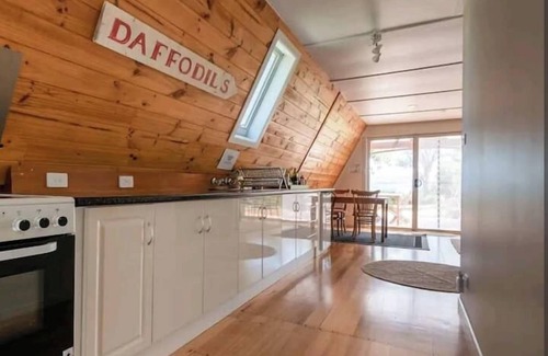 Great Bay House | Poppies homely retreat