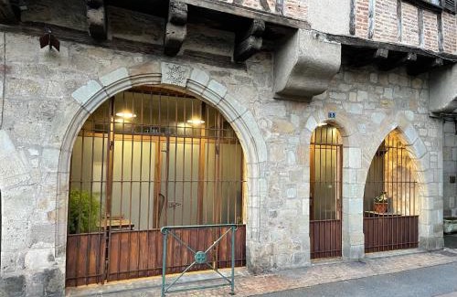Figeac Apartment | POPPY appartement de charme à 2 min centre-ville