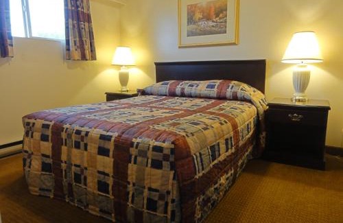 Comox Hotel | Port Augusta Inn