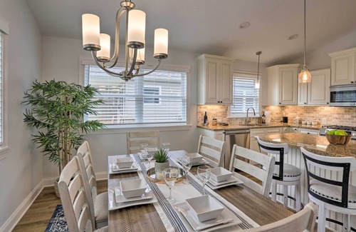Port Clinton House | Port Clinton Home with Lake Views!
