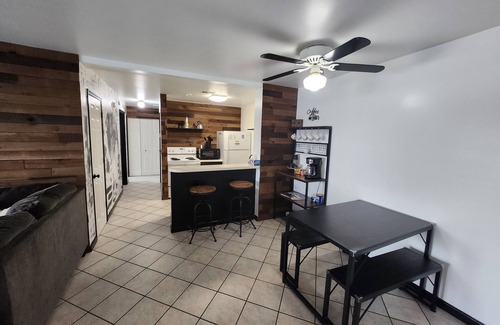 Port Clinton Condo | Port Clinton Paradise-Waterfront 2-bedrooms, Pool, & Hot Tub by Jet Express