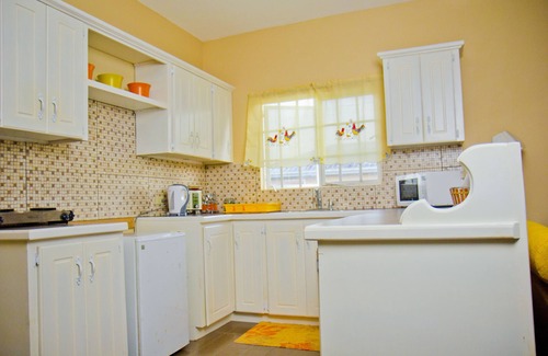 Piarco Apartment | Port of Spain Sunny Guest Apartment