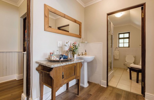 Knysna House | Portland Manor