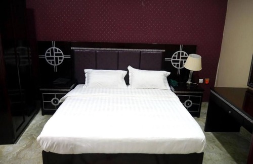 Kano Hotel | Porto Golf Hotel and Suites Kano