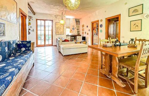 Terravecchia-Portoquadro Apartment | Porto Quadro Cottage